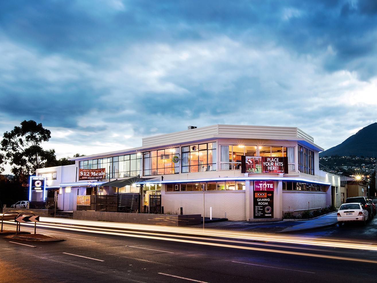 Nightcap At Carlyle Hotel Derwent Park Экстерьер фото