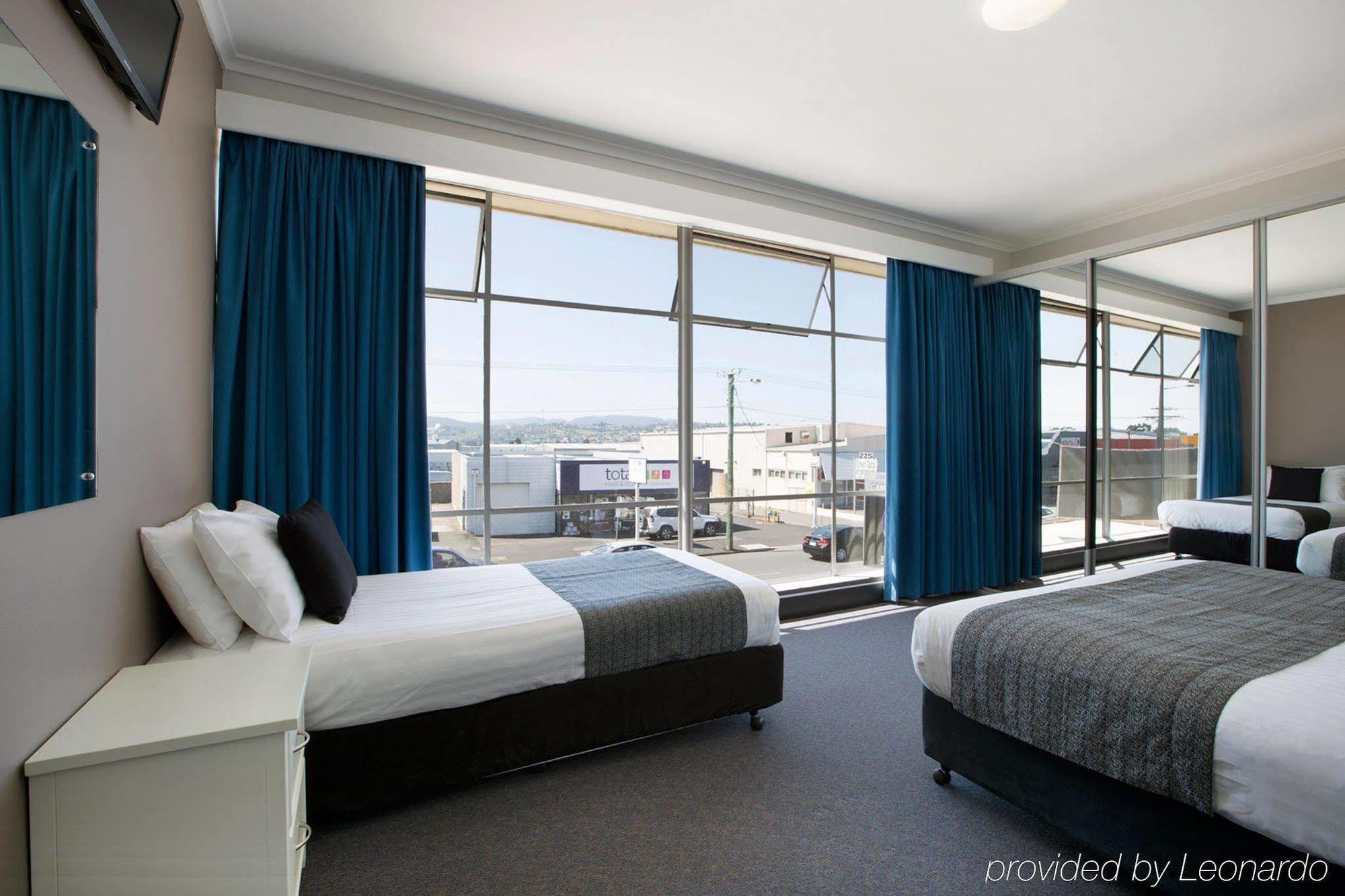 Nightcap At Carlyle Hotel Derwent Park Экстерьер фото